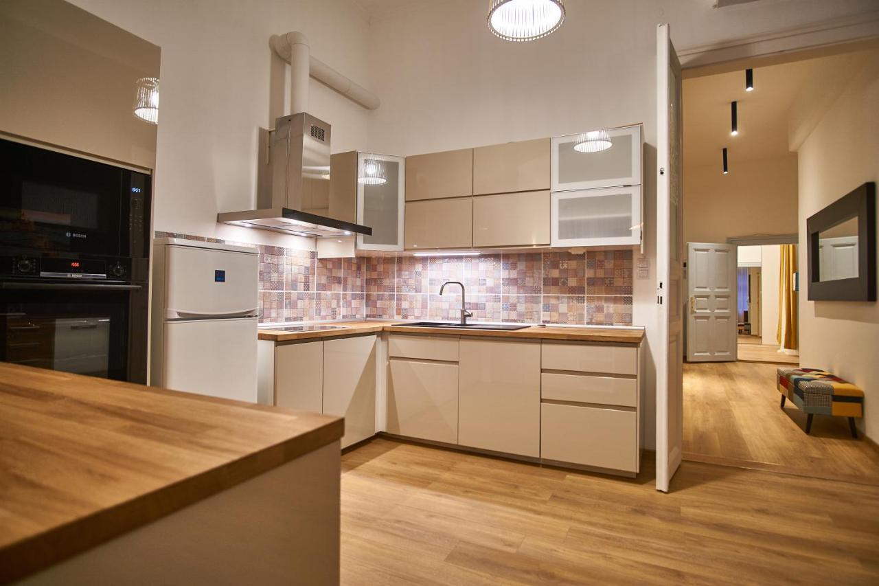 D20 Apartman | Budapest Exterior photo
